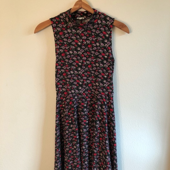 Cute mock turtleneck collar floral print dress! - Picture 1 of 5